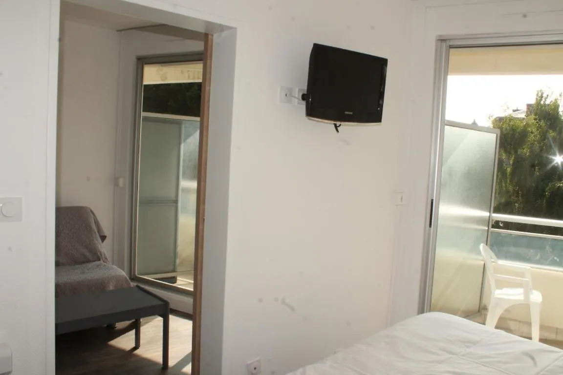 Residence Le Crystal Dinard Plage شقة