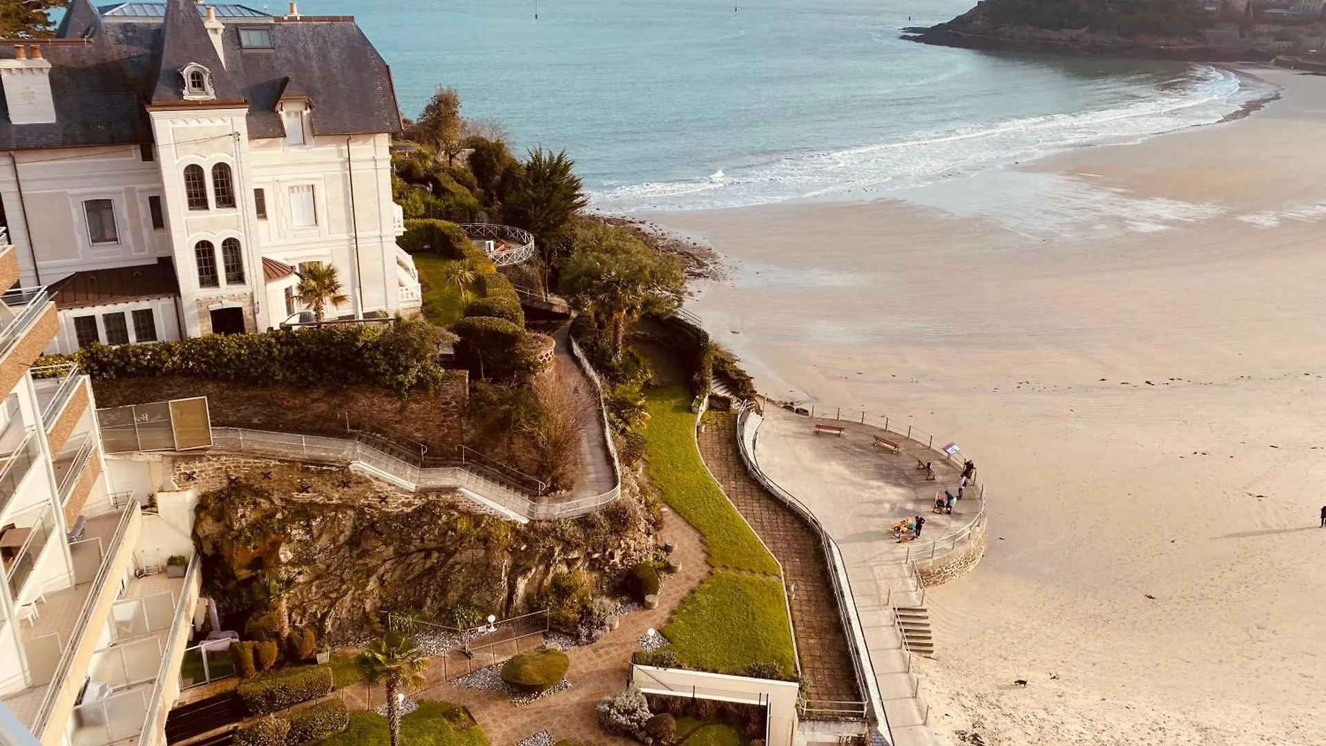 Residence Le Crystal Dinard Plage فرنسا